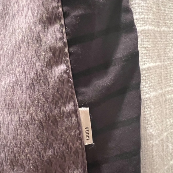 Vuori lined athletic shorts - Picture 3 of 5